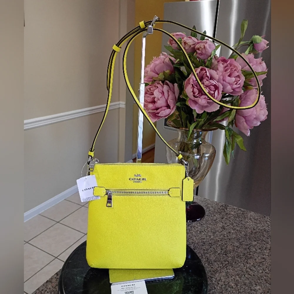 NWT COACH Mini Rowan crossbody purse